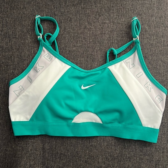 Nike Tops - Nike sports bra w/ pads, size M, green & white, like new condition
